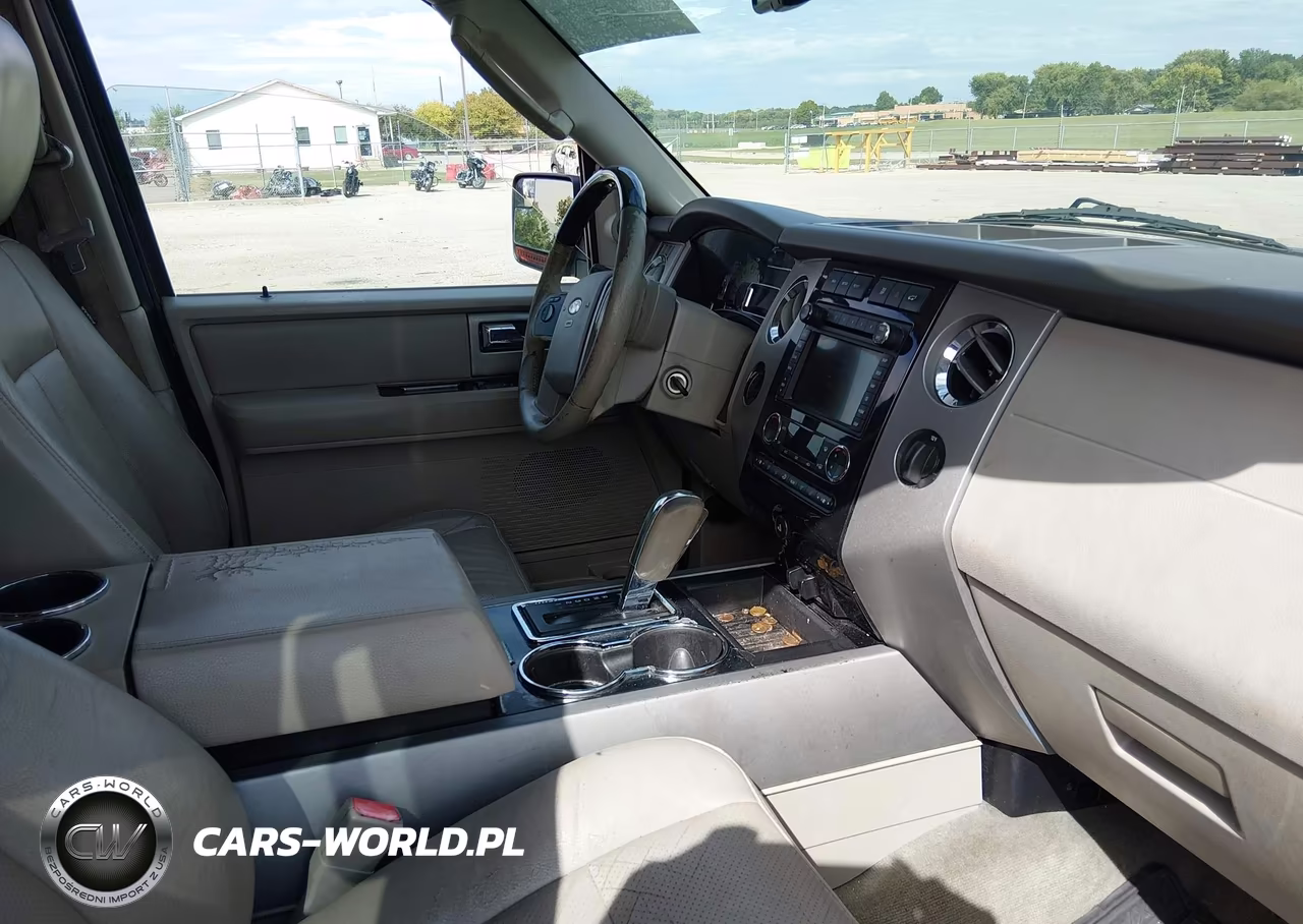 2013 Ford Expedition Limited VIN:1FMJU2A54DEF28725 - 5