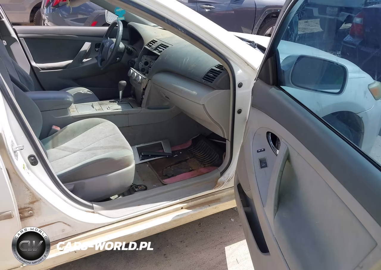 2010 Toyota Camry Le VIN:4T4BF3EKXAR042383 - 5