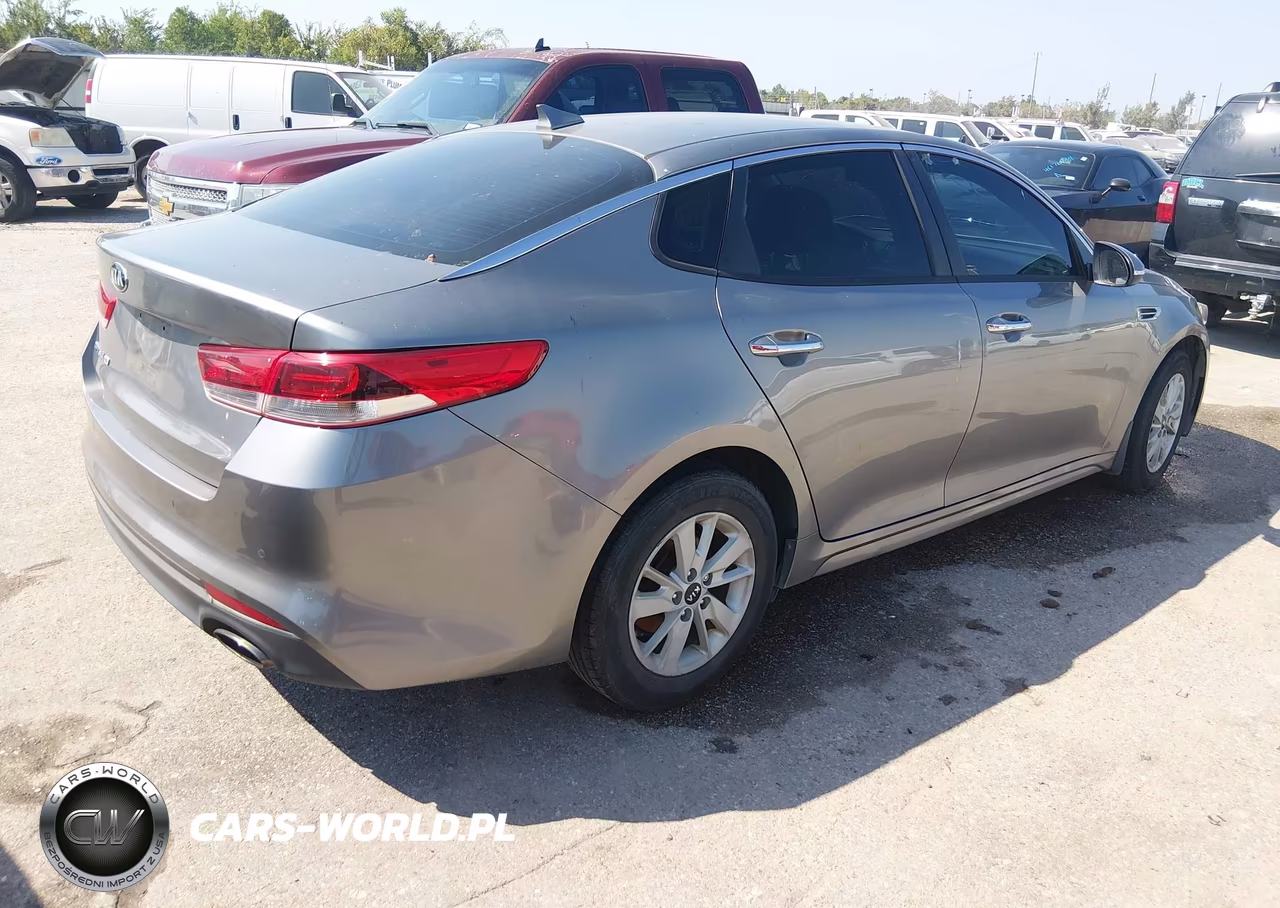 2016 Kia Optima Lx VIN:5XXGT4L30GG072828 - 4