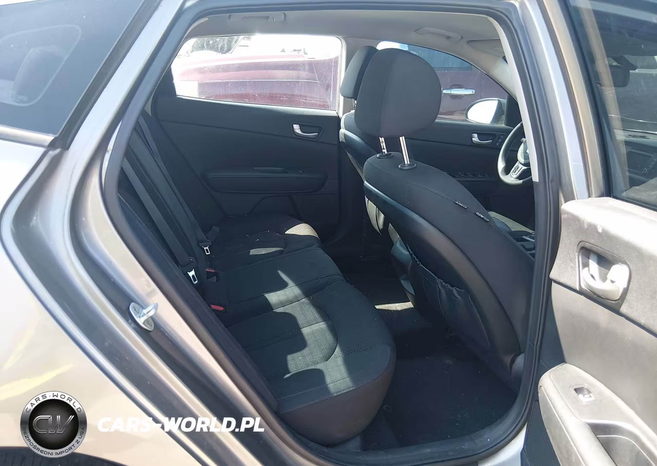 2016 Kia Optima Lx VIN:5XXGT4L30GG072828 - 8