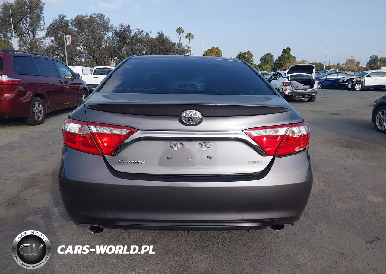 2015 Toyota Camry Xse V6 VIN:4T1BK1FK8FU558807 - 16