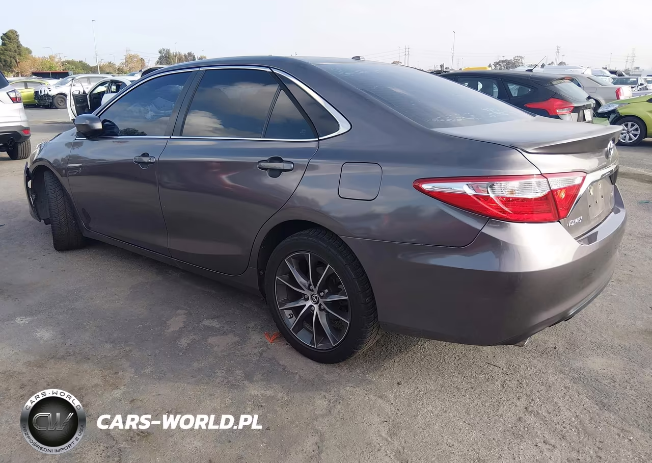 2015 Toyota Camry Xse V6 VIN:4T1BK1FK8FU558807 - 3