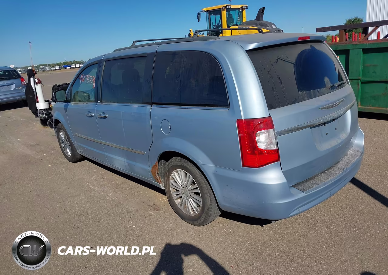 2013 Chrysler Town & Country Touring-L VIN:2C4RC1CGXDR660975 - 3