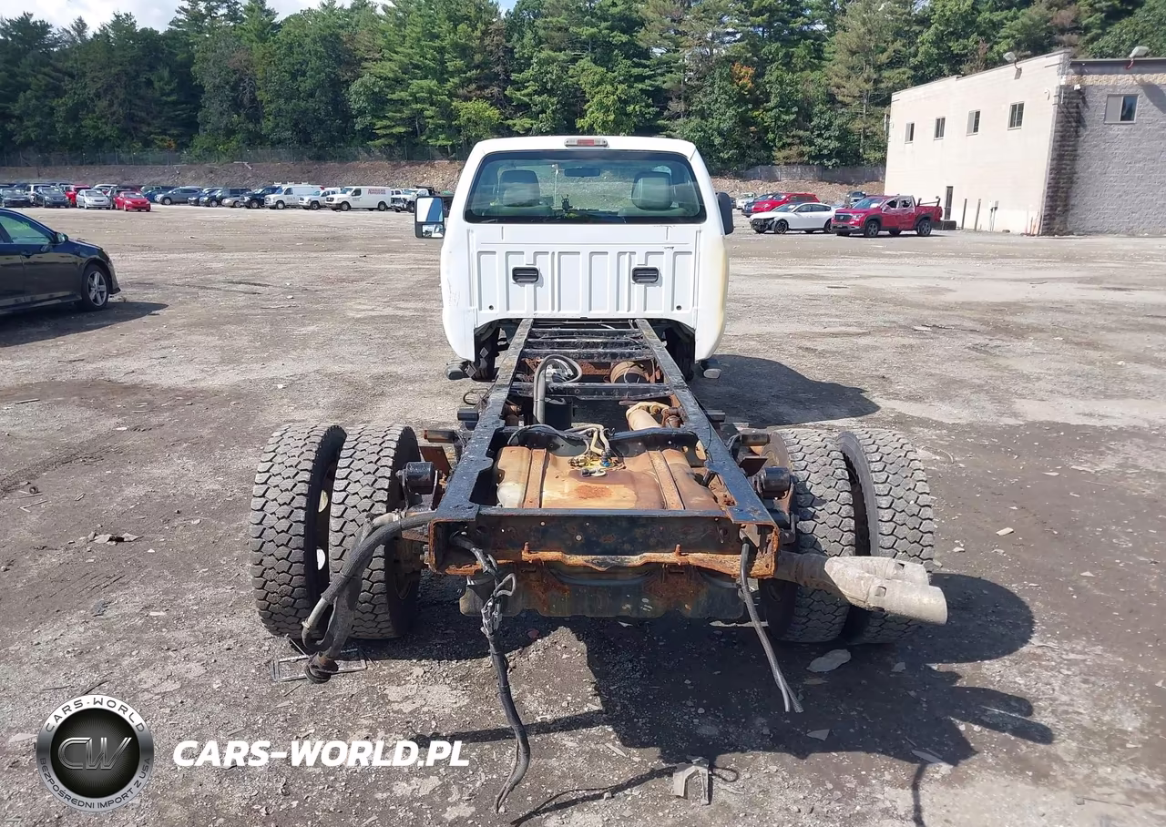 2012 Ford F-550 Chassis Xl VIN:1FDUF5GTXCEB69765 - 16