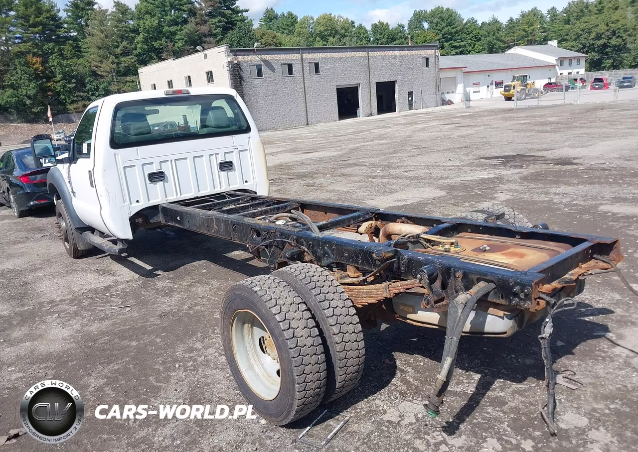2012 Ford F-550 Chassis Xl VIN:1FDUF5GTXCEB69765 - 3