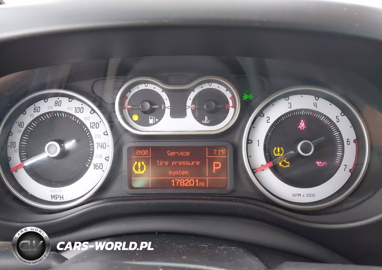 2014 Fiat 500L Trekking VIN:ZFBCFADH1EZ008034 - 7