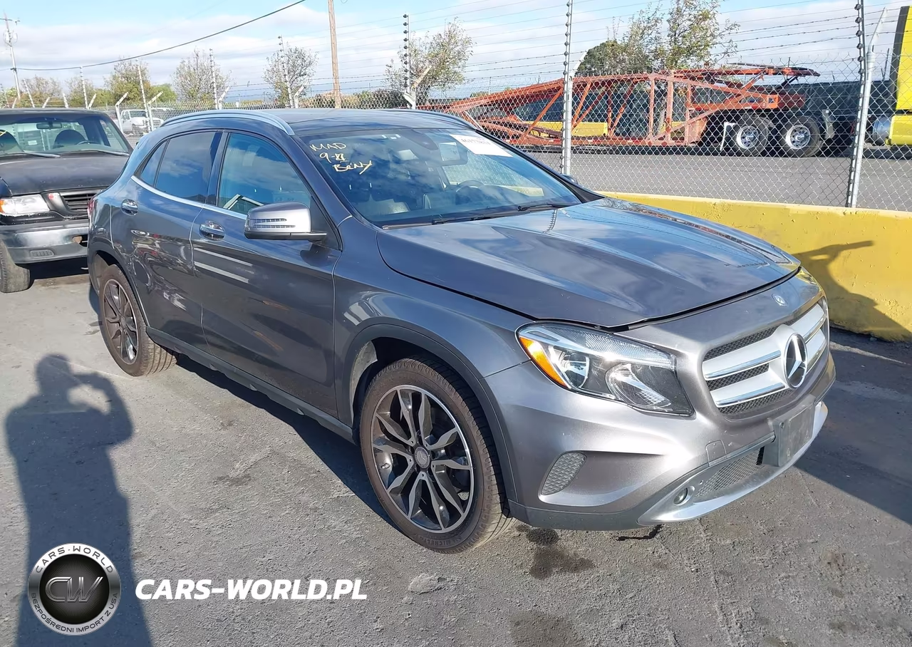 2017 Mercedes-Benz Gla 250 4Matic – zdjęcie 1 z 16