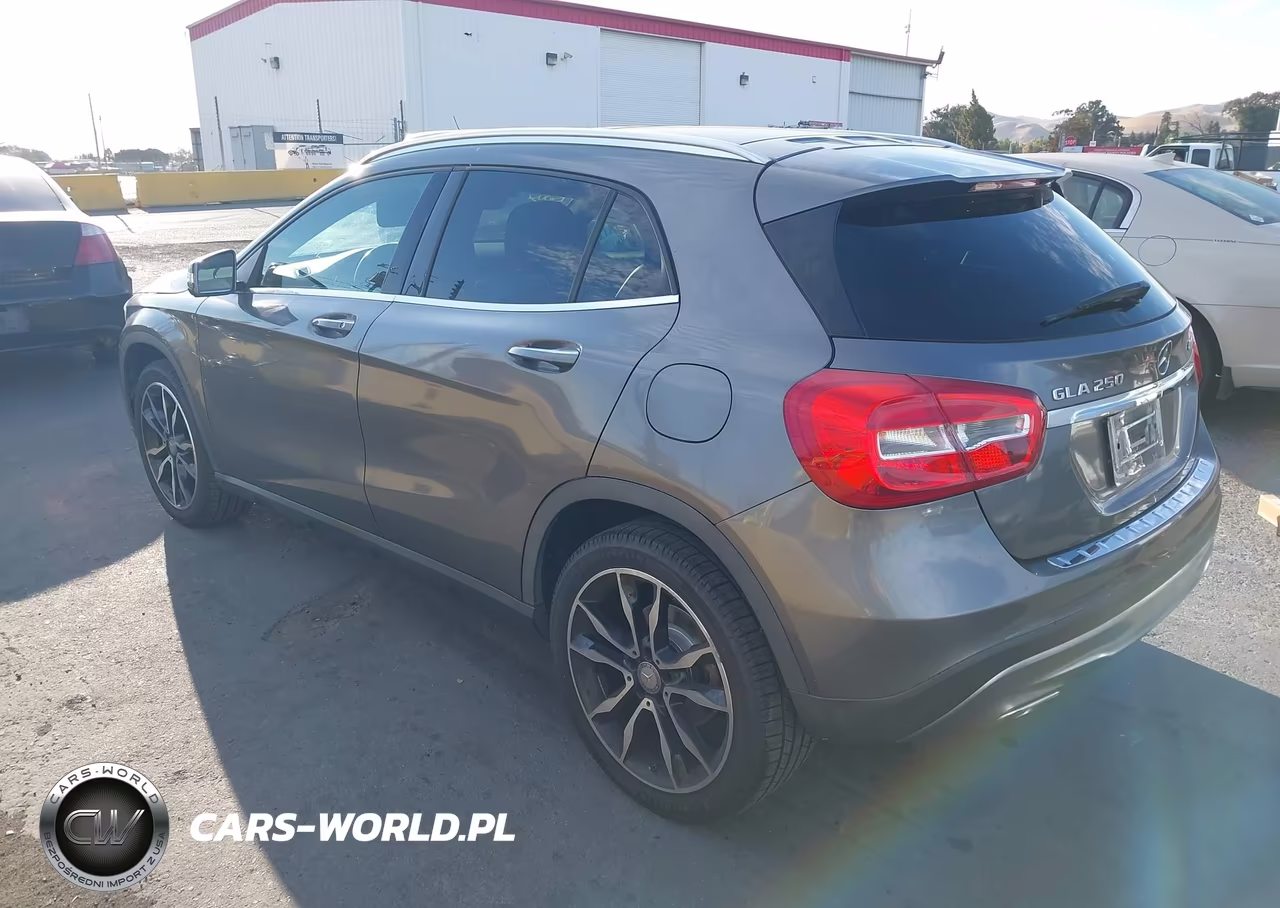2017 Mercedes-Benz Gla 250 4Matic VIN:WDCTG4GBXHJ306792 - 3