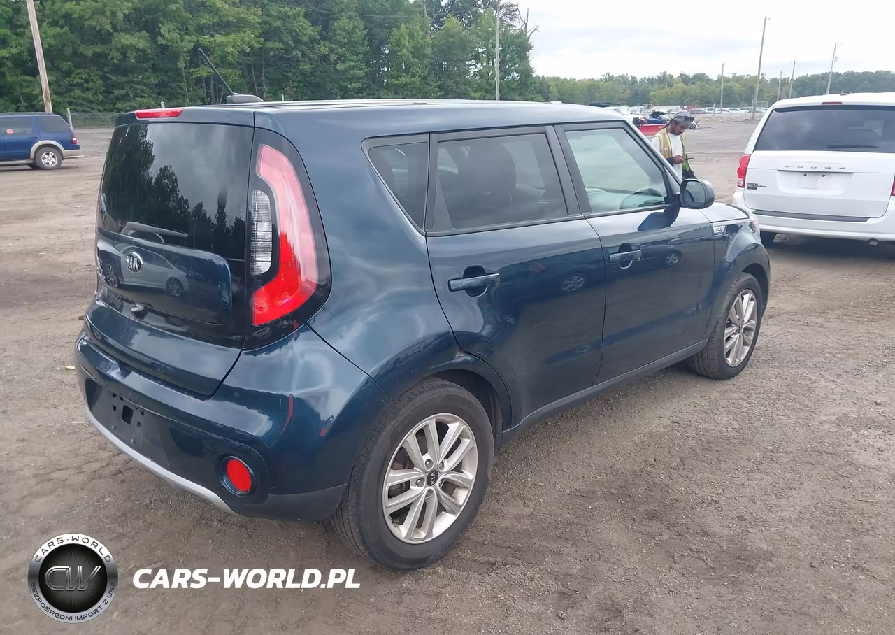 2017 Kia Soul + VIN:KNDJP3A57H7450548 - 4