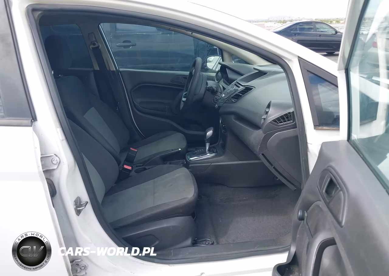 2016 Ford Fiesta S VIN:3FADP4TJ9GM171755 - 5