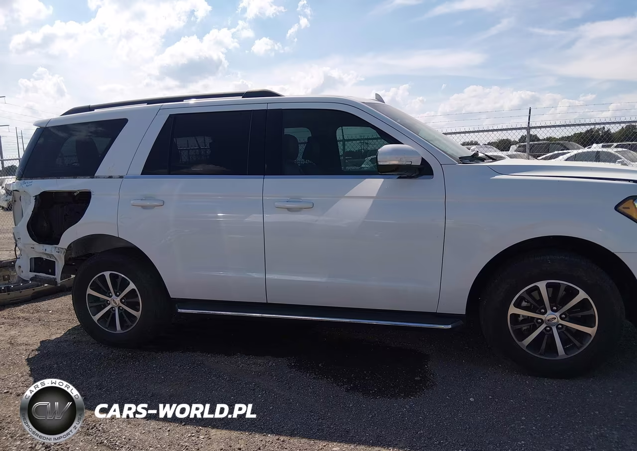 2021 Ford Expedition Xlt VIN:1FMJU1HT7MEA44417 - 14