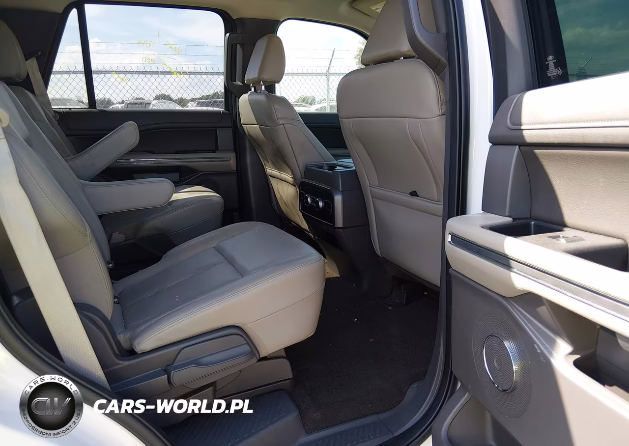 2021 Ford Expedition Xlt VIN:1FMJU1HT7MEA44417 - 8