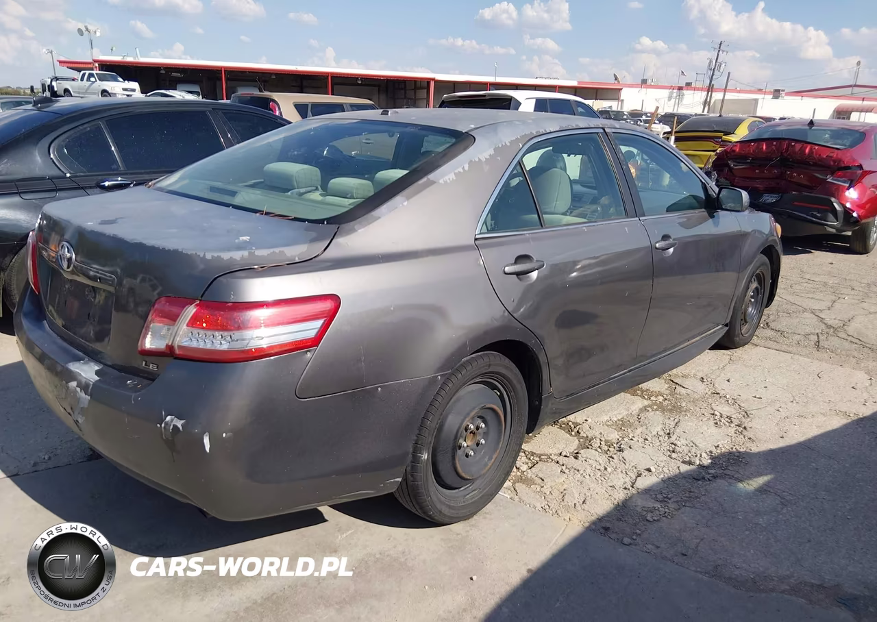 2011 Toyota Camry Le VIN:4T1BF3EK4BU774388 - 4