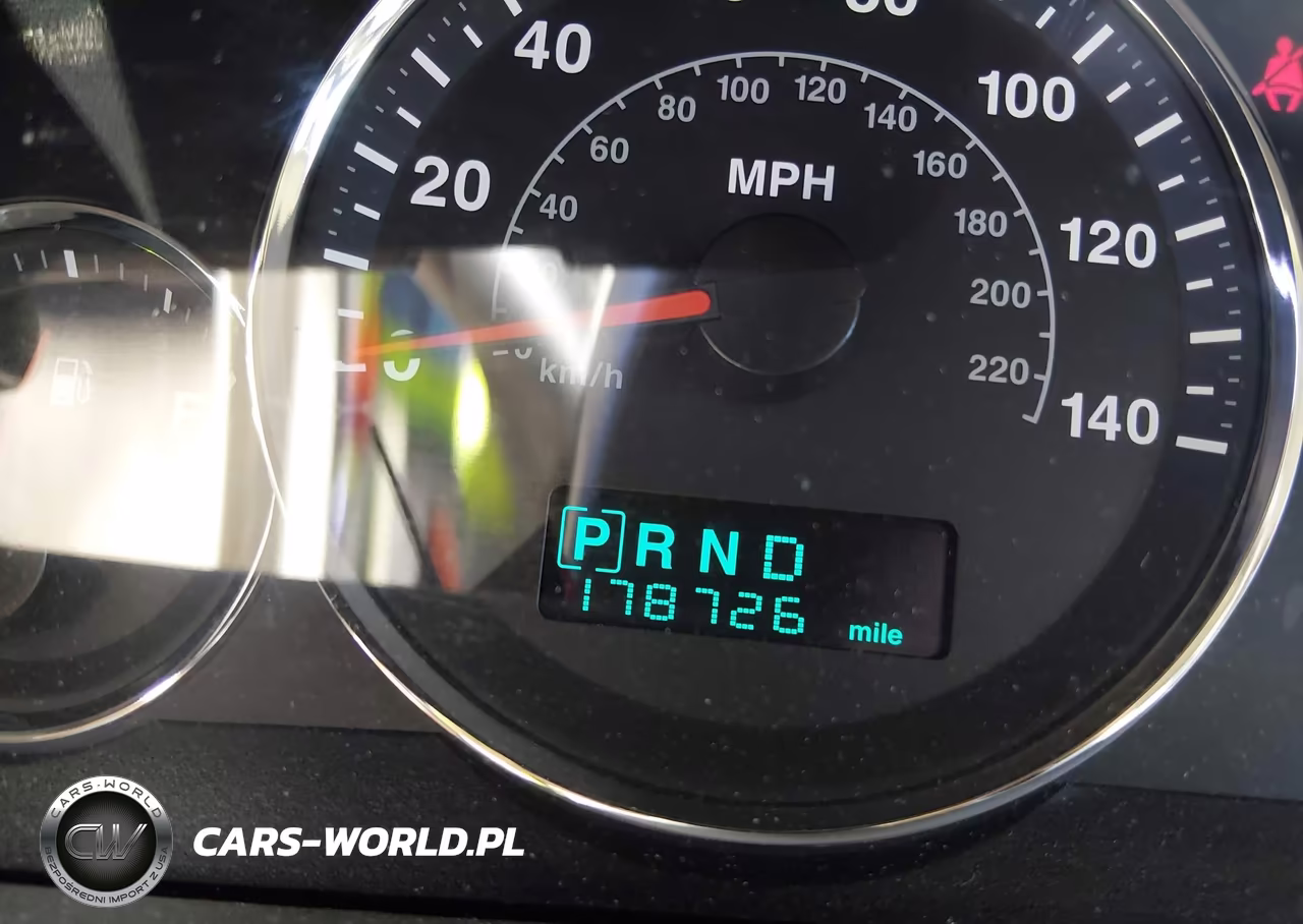 2007 Jeep Grand Cherokee Laredo VIN:1J8GR48K17C507427 - 12