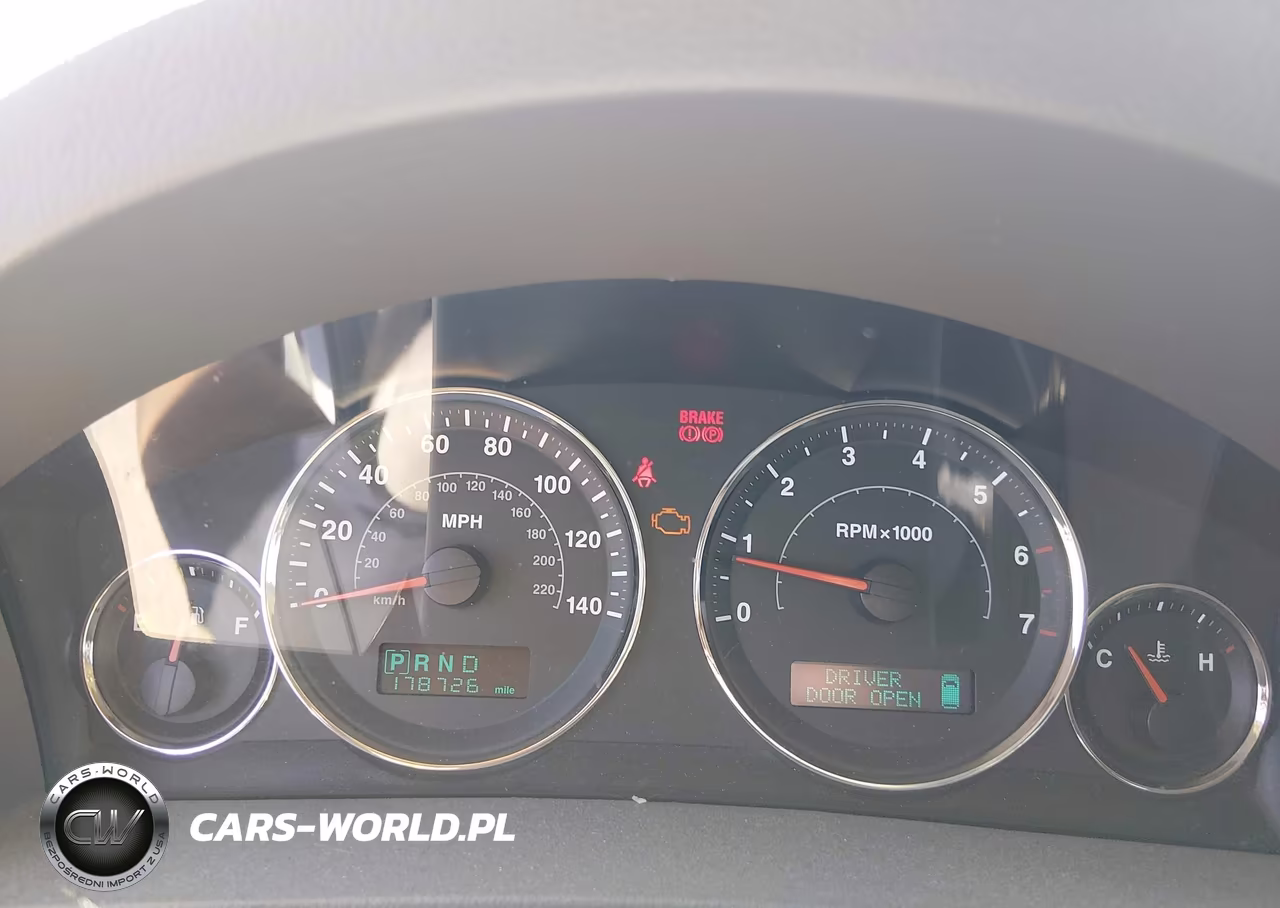 2007 Jeep Grand Cherokee Laredo VIN:1J8GR48K17C507427 - 7