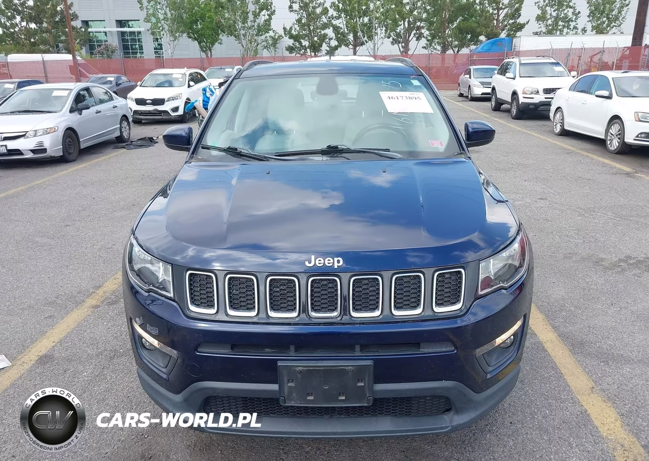 2018 Jeep Compass Latitude 4X4 VIN:3C4NJDBB8JT185878 - 6