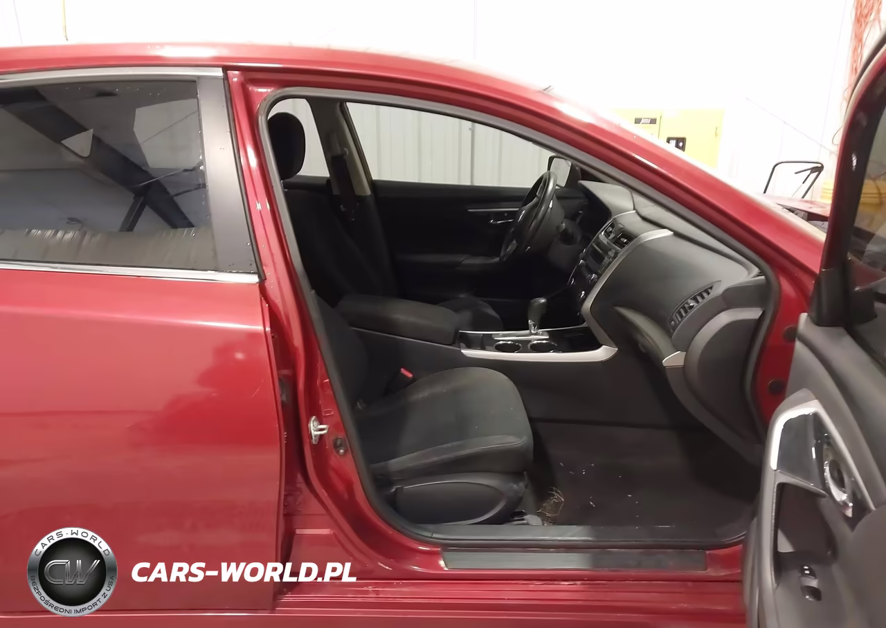 2014 Nissan Altima 2.5 S VIN:1N4AL3AP1EN341870 - 5