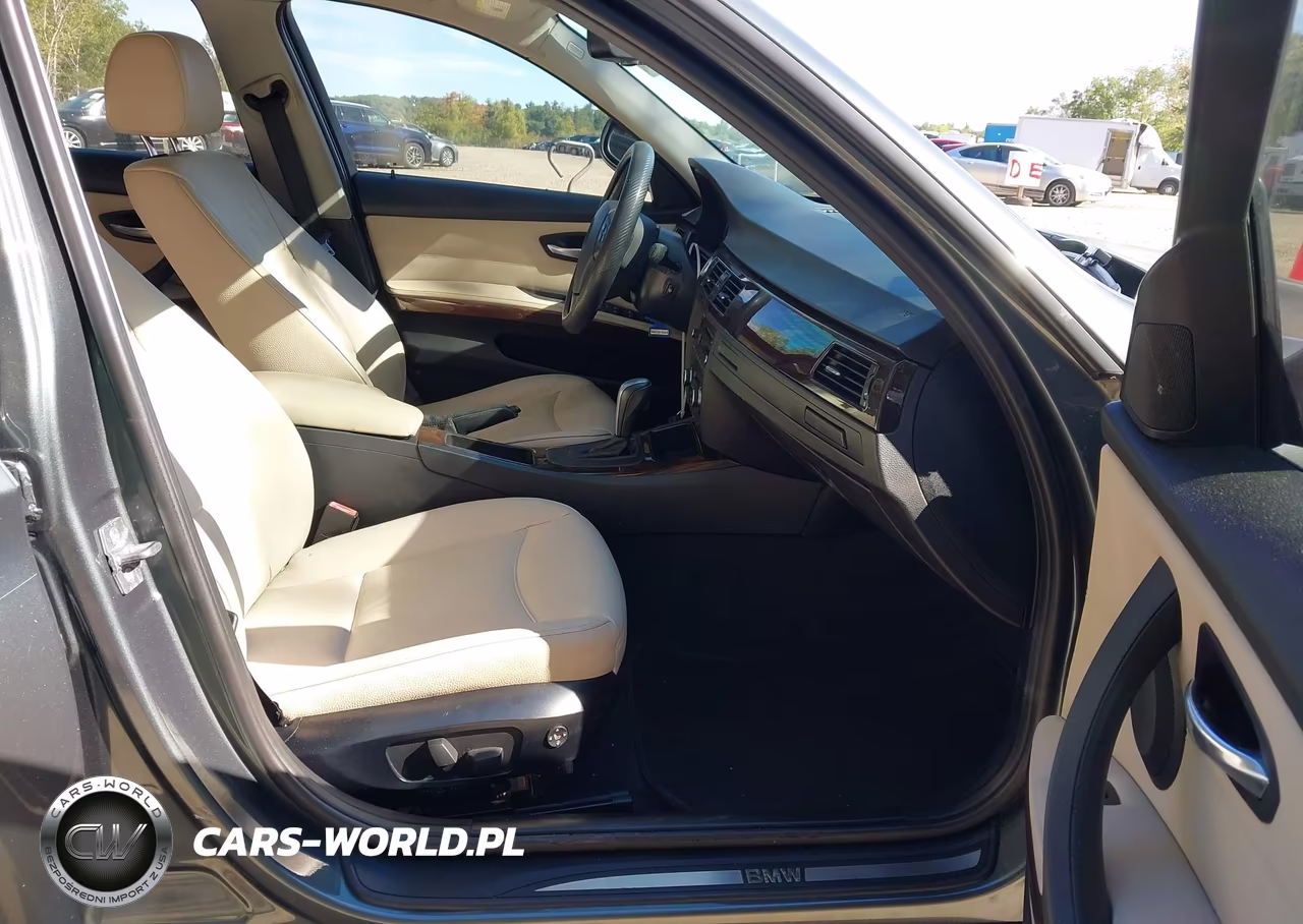 2011 BMW 328I xDrive VIN:WBAPK5G57BNN26927 - 5