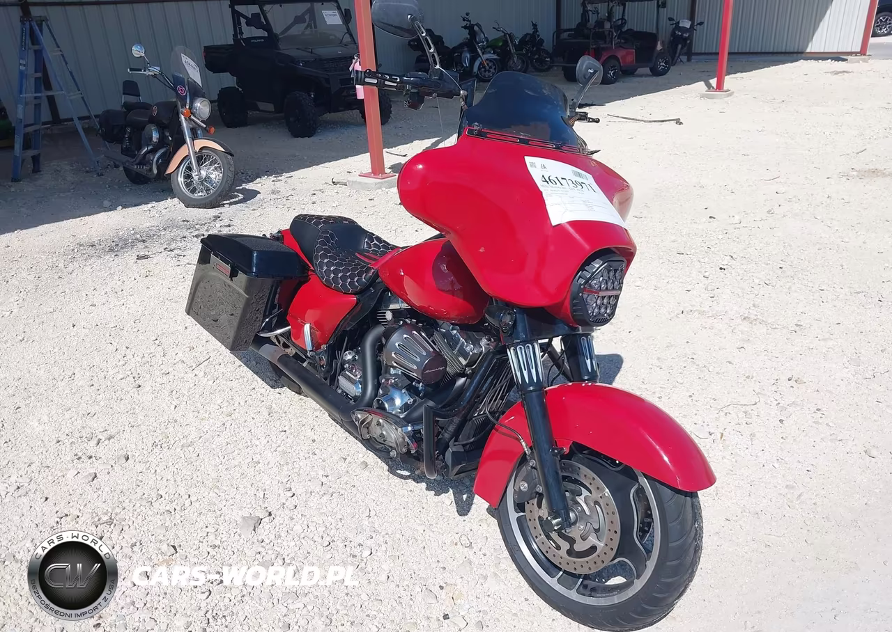 2011 Harley-Davidson Flhx