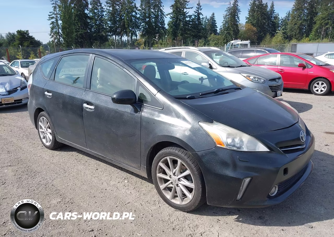 2013 Toyota Prius V Five – zdjęcie 1 z 16