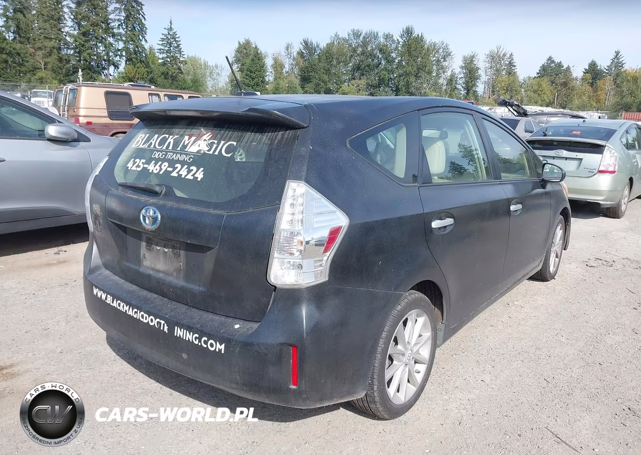 2013 Toyota Prius V Five VIN:JTDZN3EU9D3188415 - 4