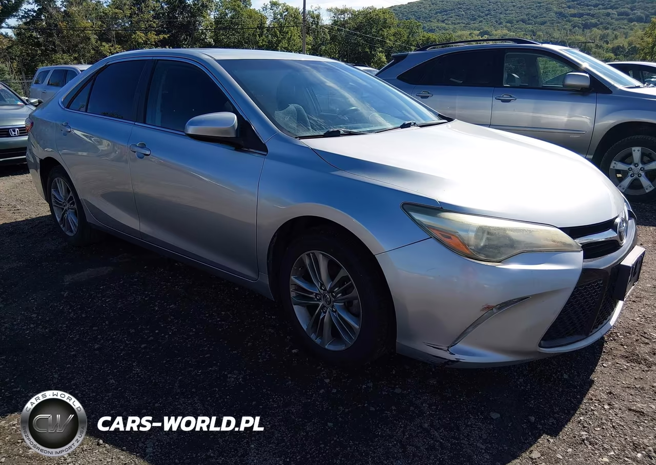 2015 Toyota Camry Se VIN:4T1BF1FK6FU946347 - 1