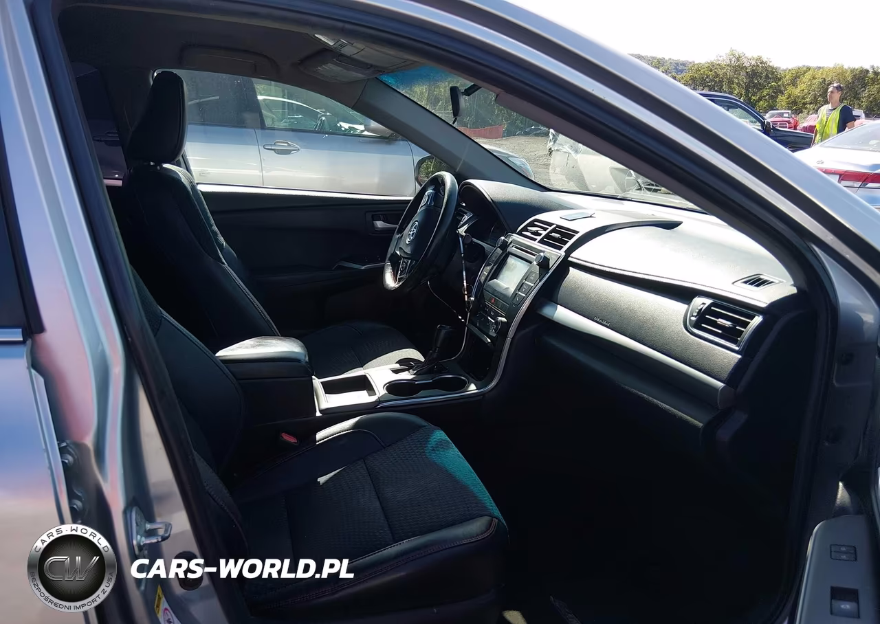 2015 Toyota Camry Se VIN:4T1BF1FK6FU946347 - 5