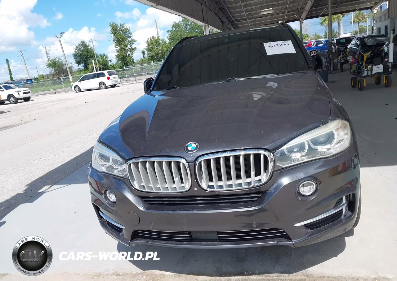 2015 BMW X5 xDrive50I VIN:5UXKR6C51F0J78080 - 12