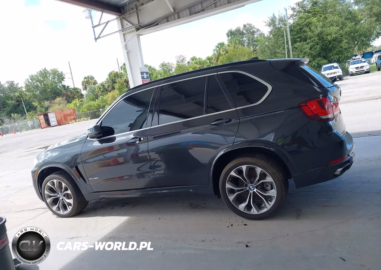 2015 BMW X5 xDrive50I VIN:5UXKR6C51F0J78080 - 14