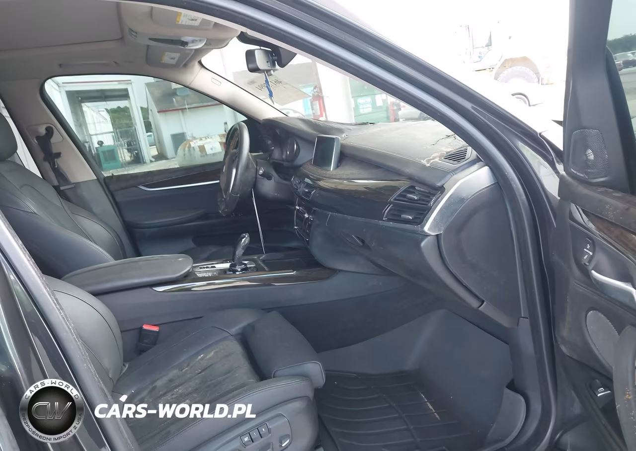 2015 BMW X5 xDrive50I VIN:5UXKR6C51F0J78080 - 5