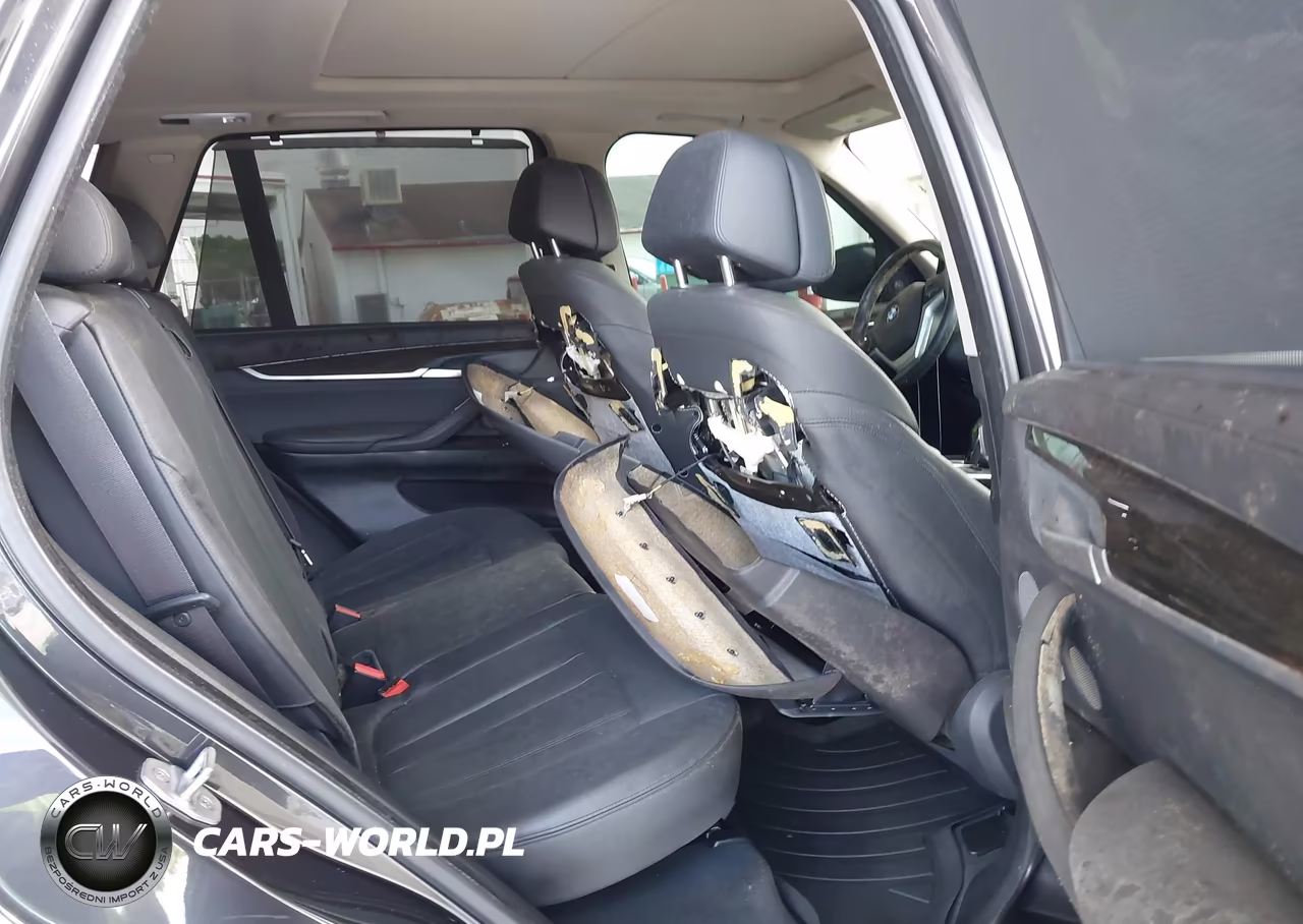 2015 BMW X5 xDrive50I VIN:5UXKR6C51F0J78080 - 8