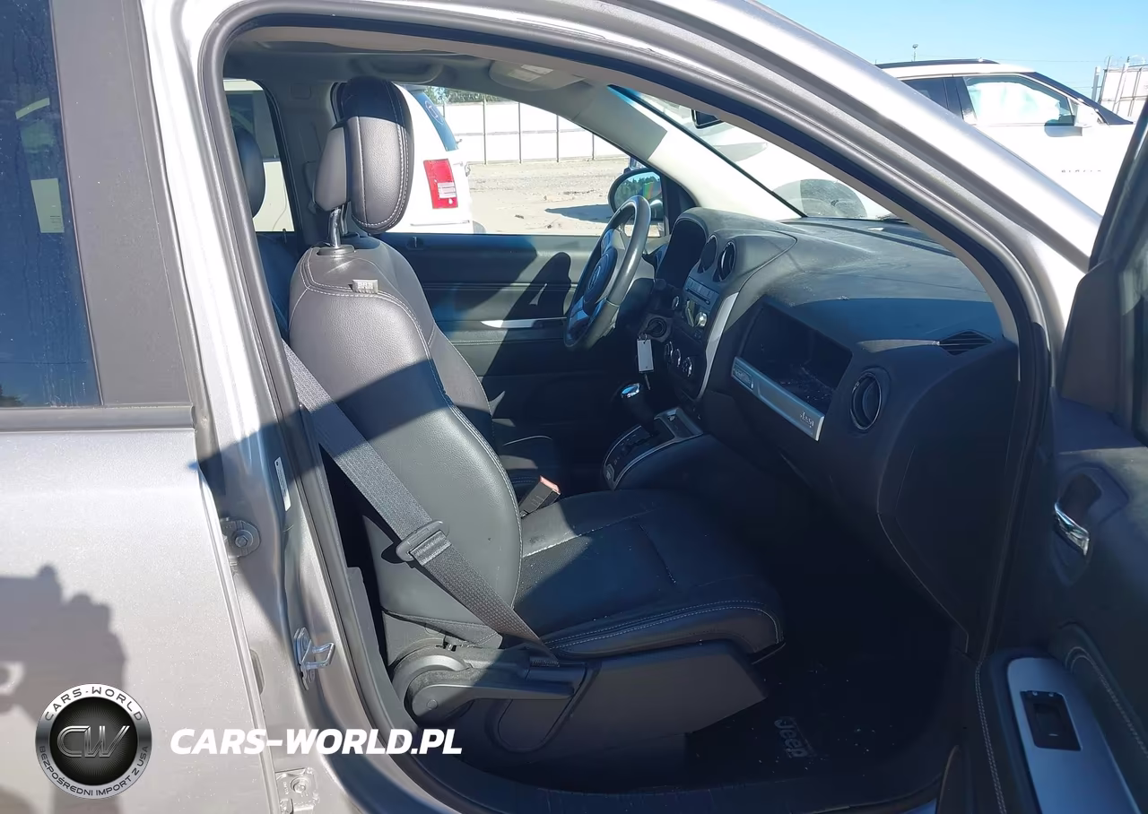 2015 Jeep Compass High Altitude Edition VIN:1C4NJCEA1FD198532 - 5