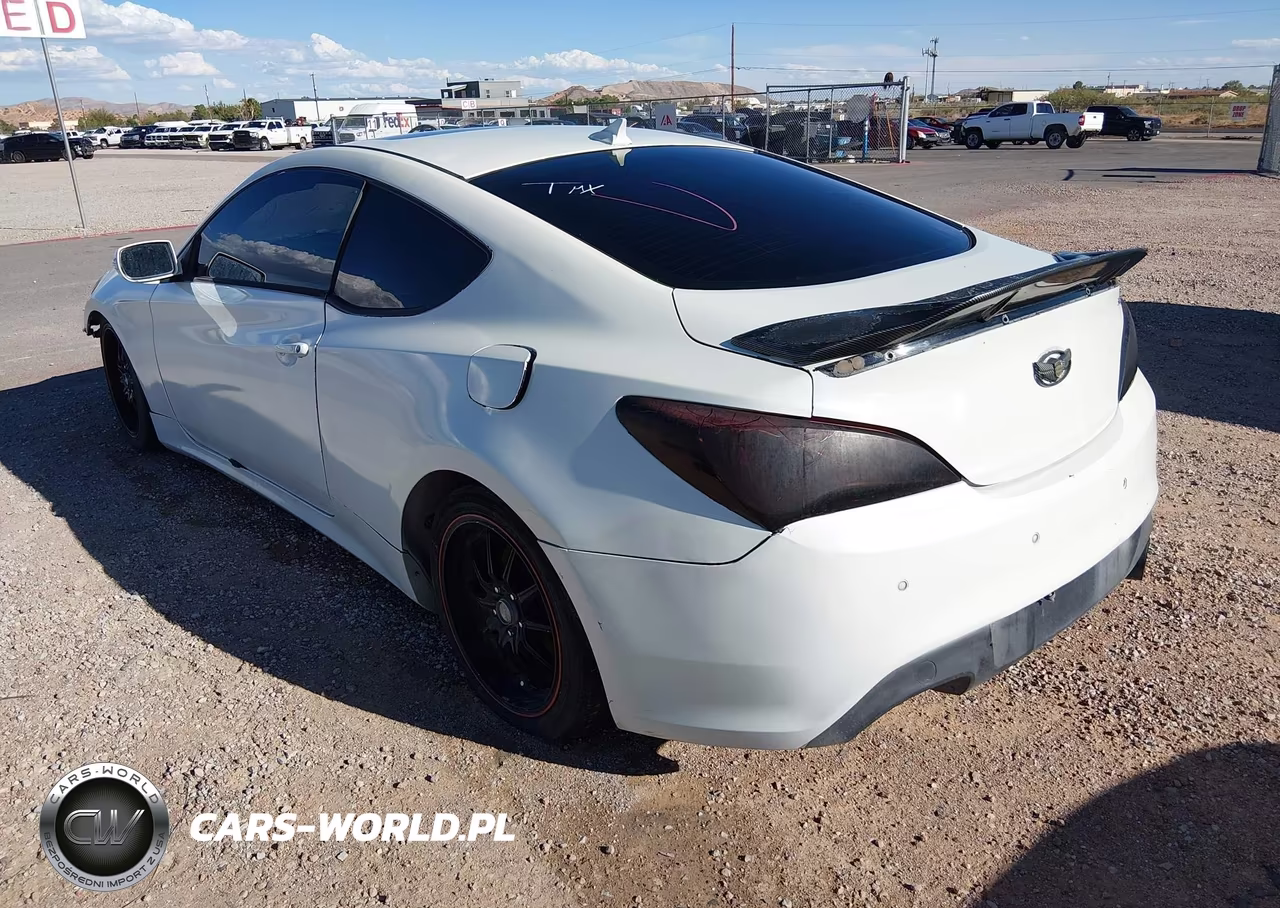 2011 Hyundai Genesis 3.8 Grand Touring VIN:KMHHU6KH0BU042916 - 3