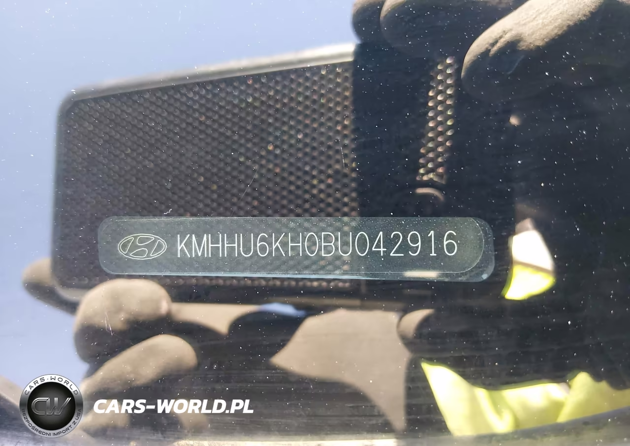 2011 Hyundai Genesis 3.8 Grand Touring VIN:KMHHU6KH0BU042916 - 9