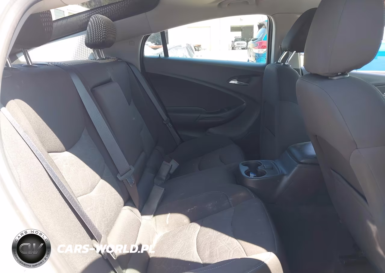 2018 Chevrolet Volt Lt VIN:1G1RC6S59JU126886 - 8