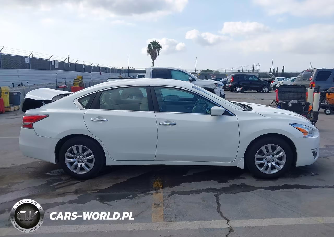 2015 Nissan Altima 2.5 S VIN:1N4AL3AP6FC461287 - 13