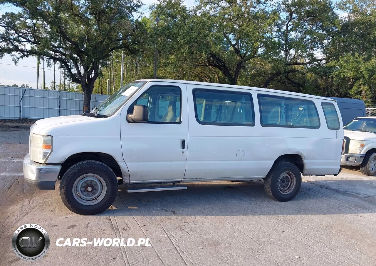 2014 Ford E-350 Super Duty Xlt VIN:1FBSS3BL9EDA31974 - 14