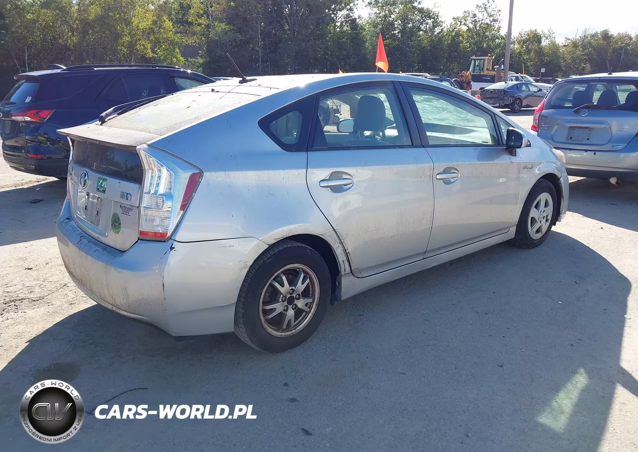 2010 Toyota Prius Iii VIN:JTDKN3DU5A5209831 - 4