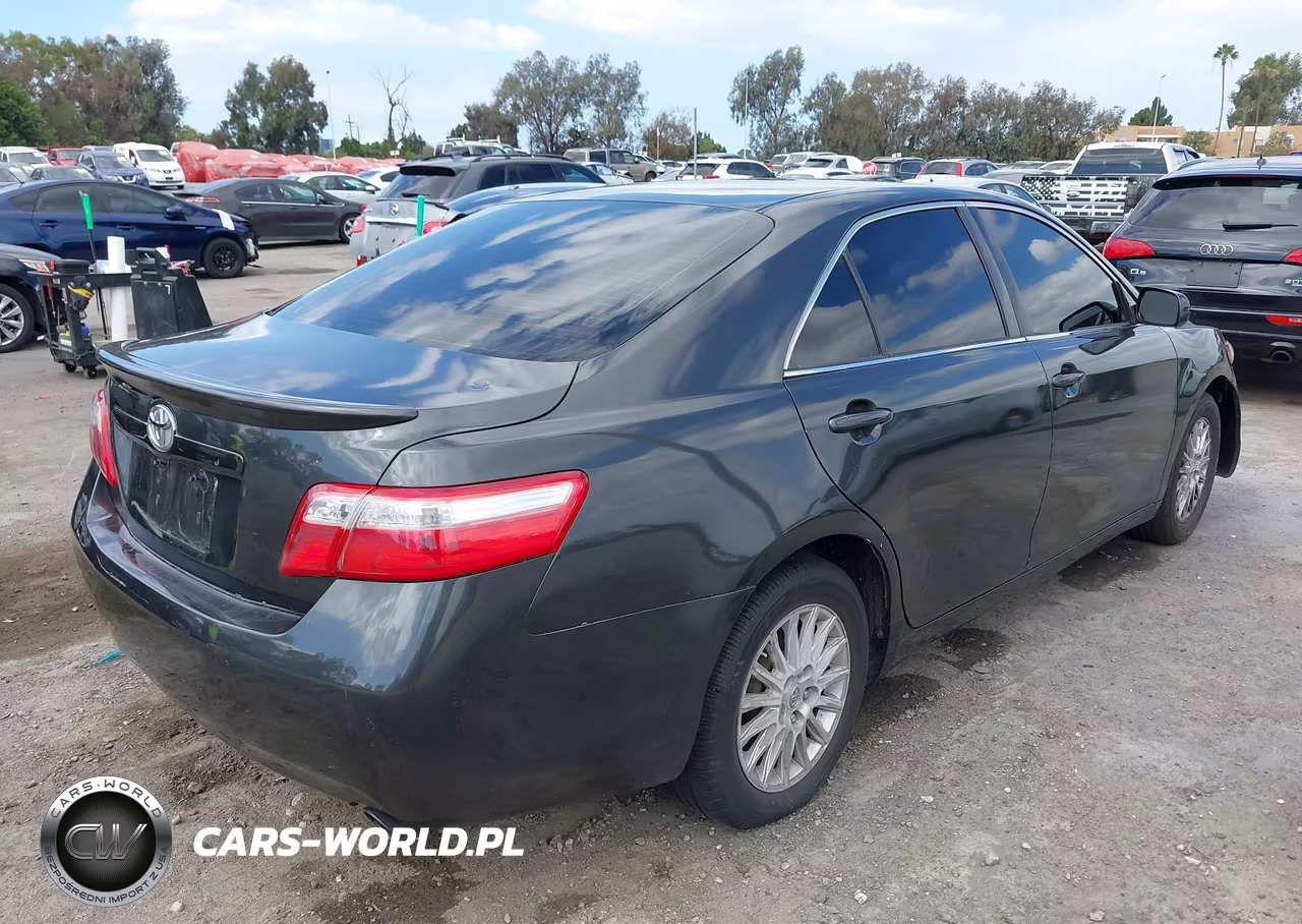 2007 Toyota Camry Le V6 VIN:JTNBK46K773010399 - 4