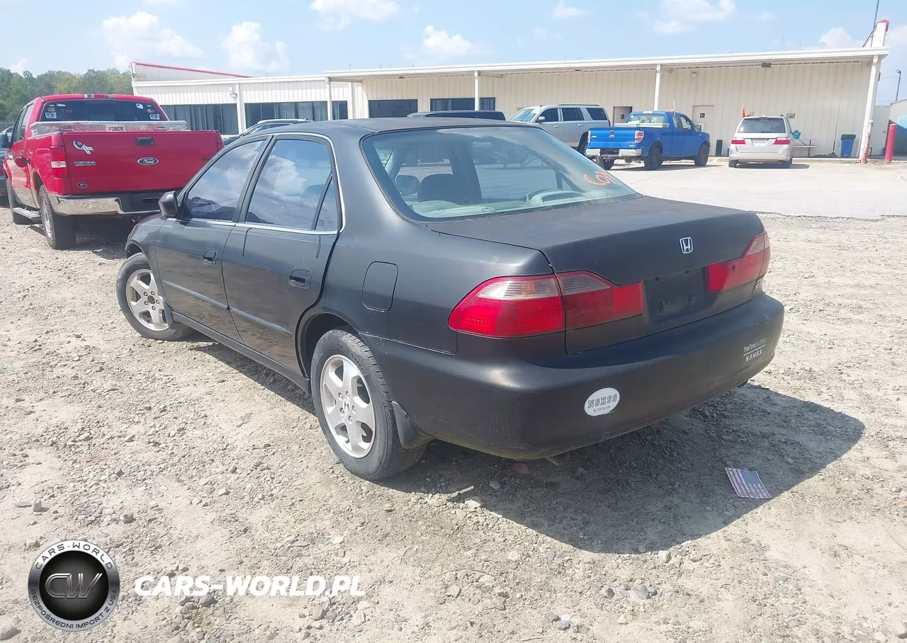 2000 Honda Accord 3.0 Ex VIN:1HGCG1655YA085443 - 3