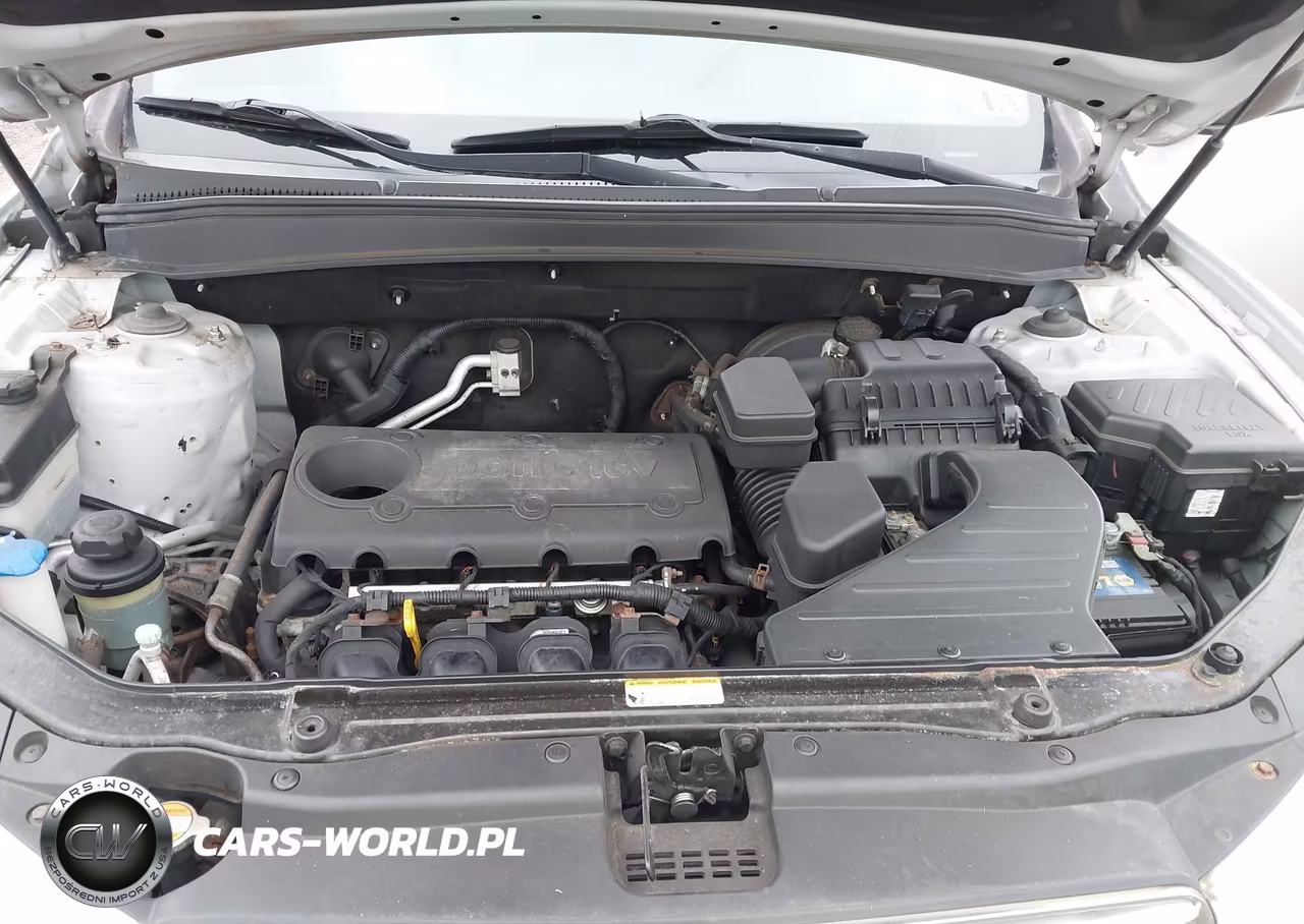 2012 Hyundai Santa Fe Gls VIN:5XYZGDAB7CG157582 - 10