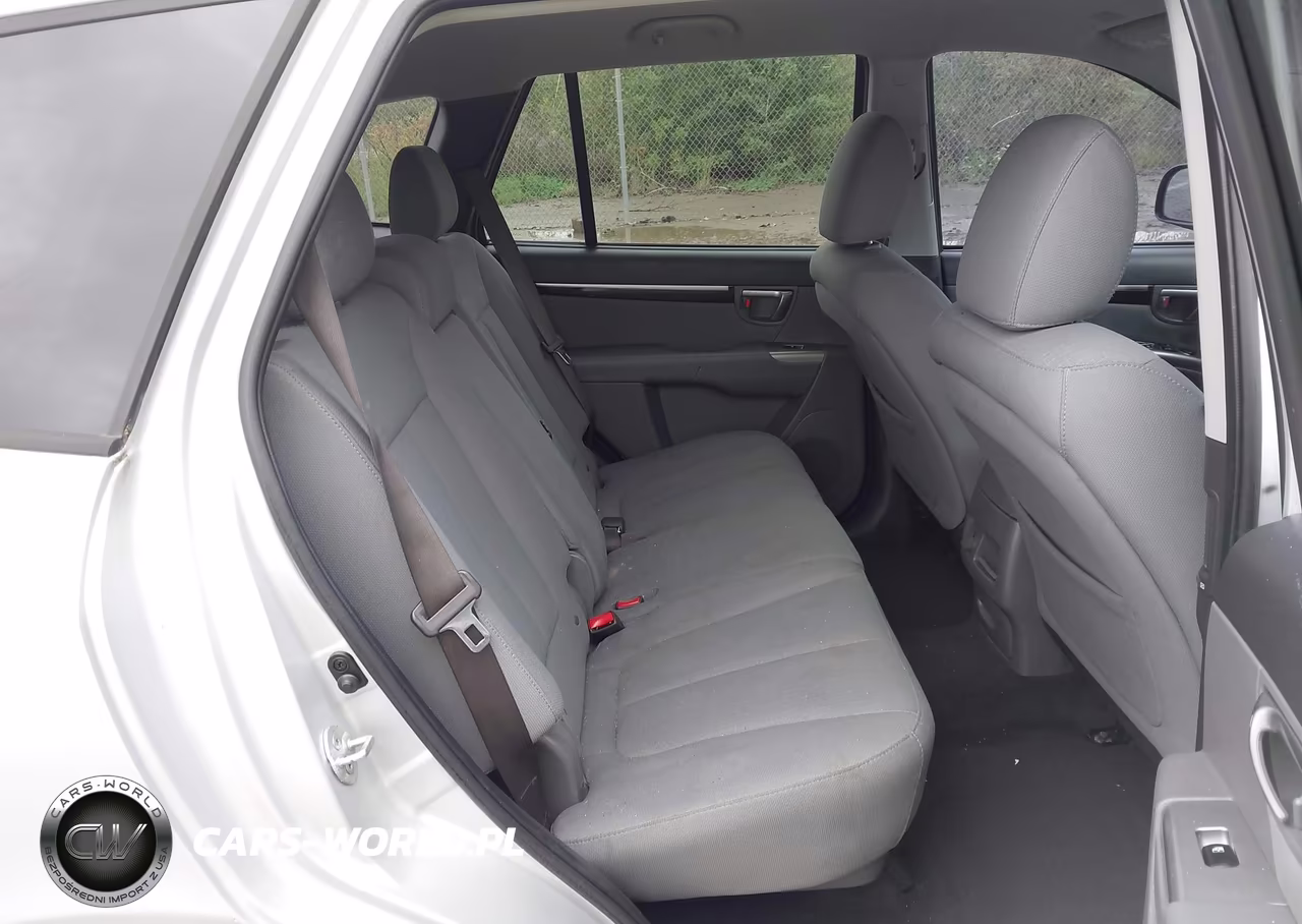 2012 Hyundai Santa Fe Gls VIN:5XYZGDAB7CG157582 - 8