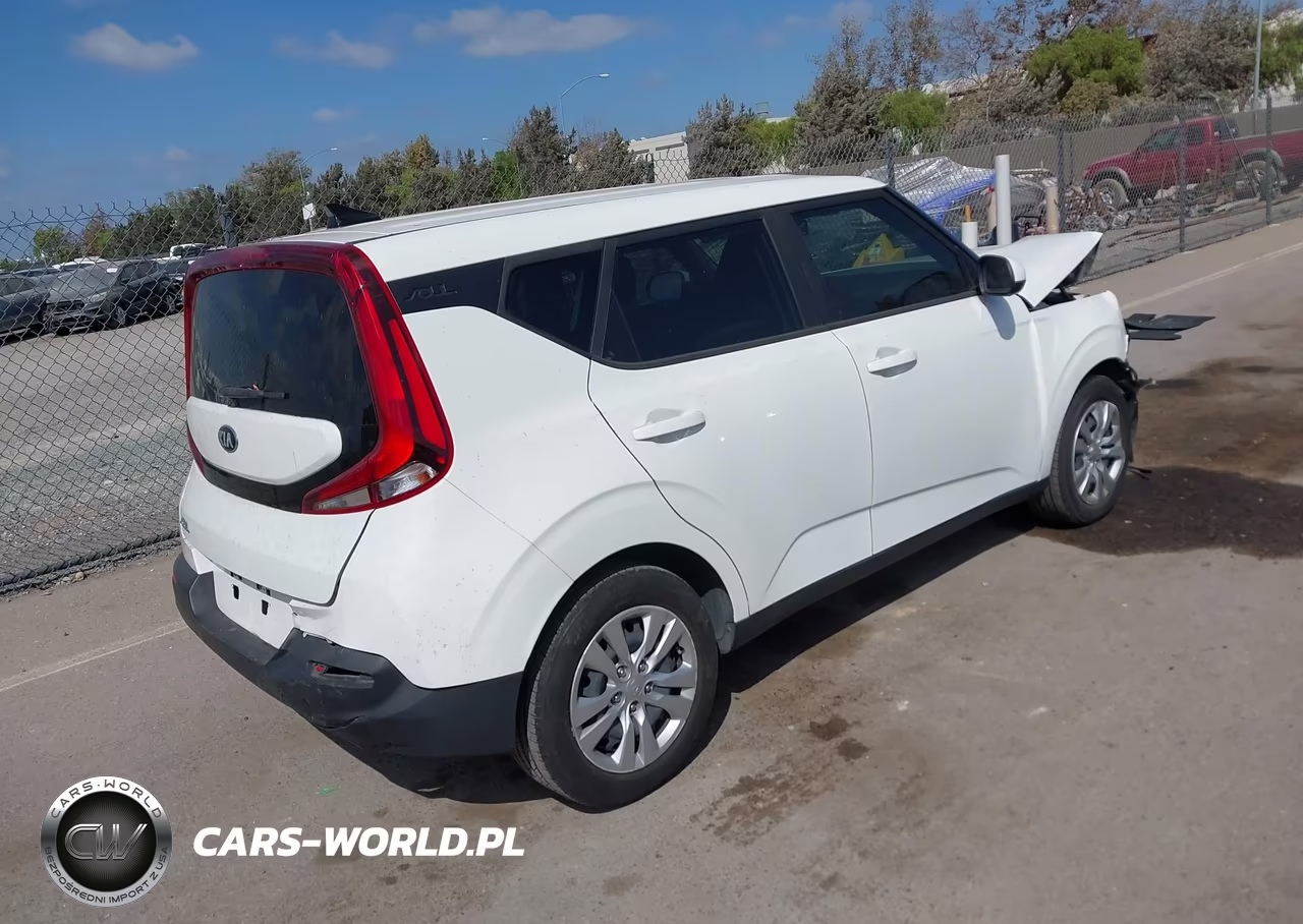2020 Kia Soul Lx VIN:KNDJ23AU8L7017089 - 4