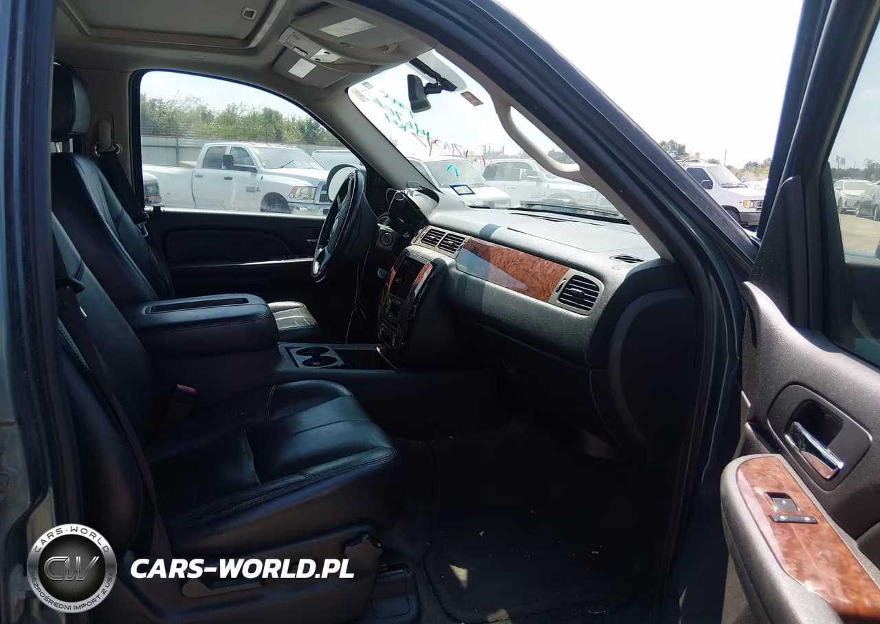 2008 Chevrolet Tahoe Lt VIN:1GNFC13098R146706 - 5