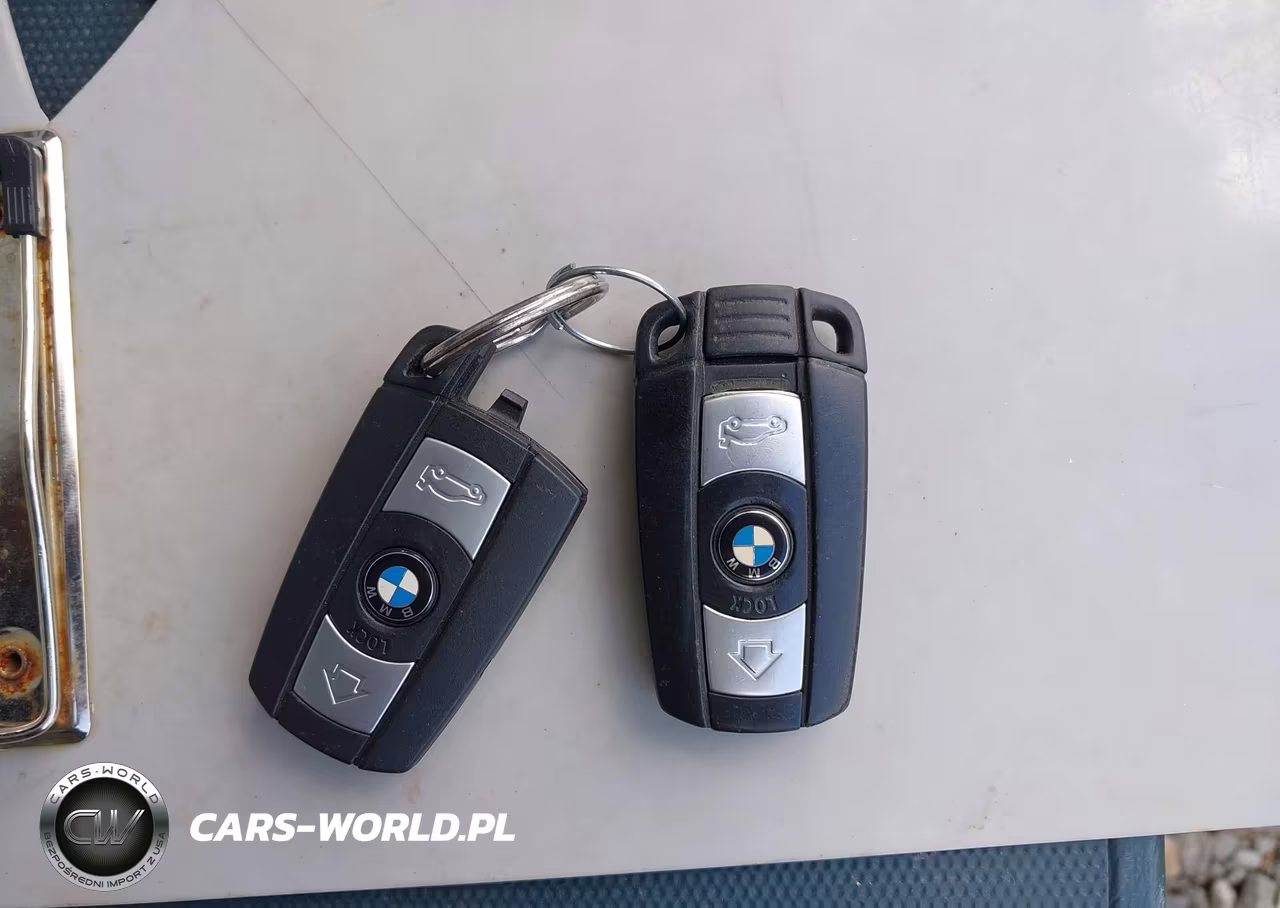2011 BMW 328I xDrive VIN:WBAPK5G54BNN31857 - 11