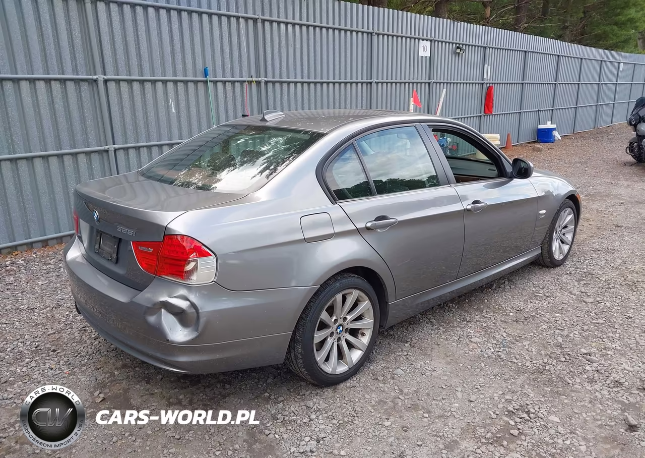 2011 BMW 328I xDrive VIN:WBAPK5G54BNN31857 - 4