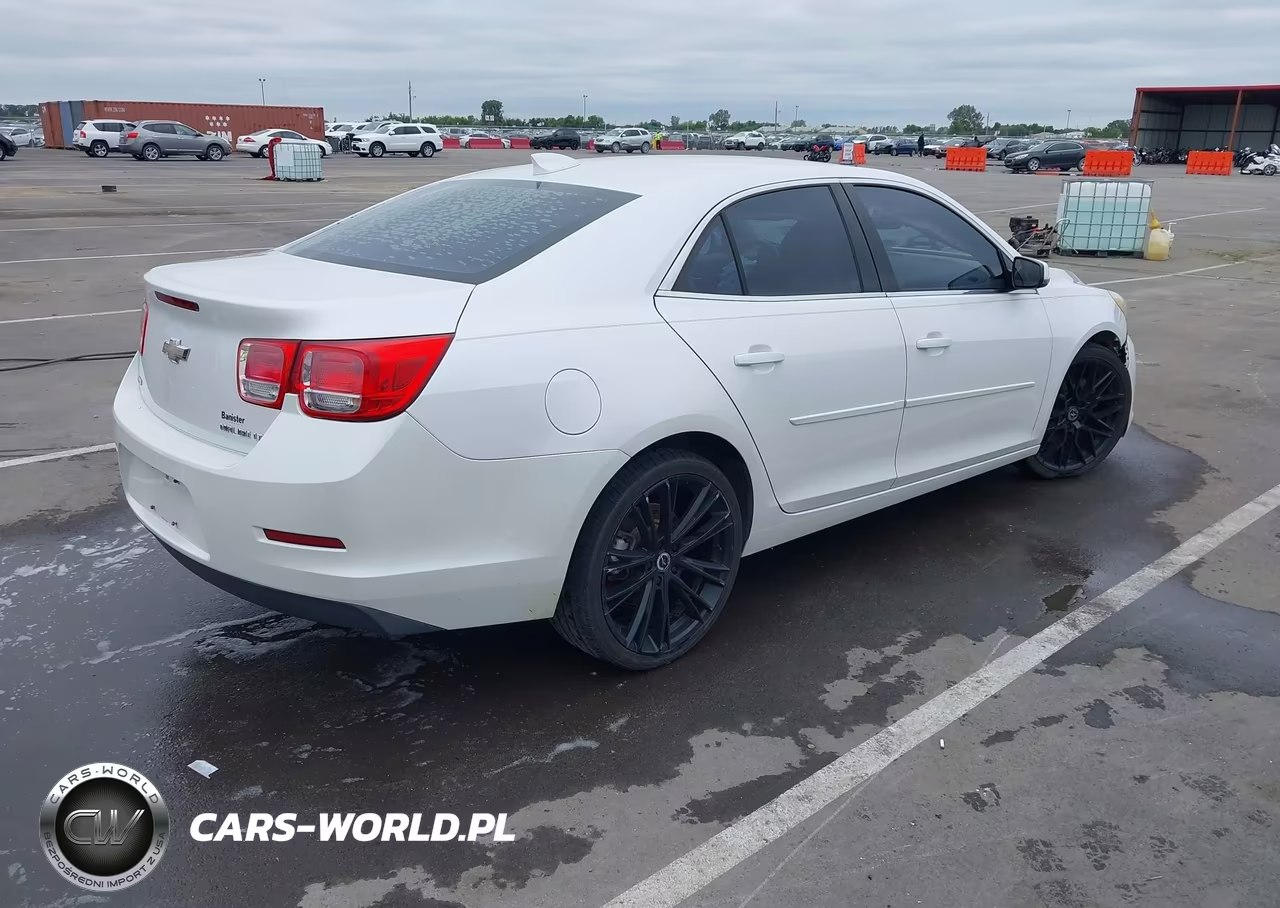 2015 Chevrolet Malibu 3Lt VIN:1G11E5SX4FF222827 - 4