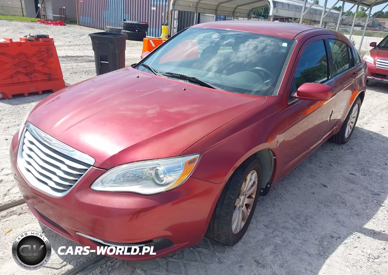 2013 Chrysler 200 Touring VIN:1C3CCBBB4DN584432 - 2