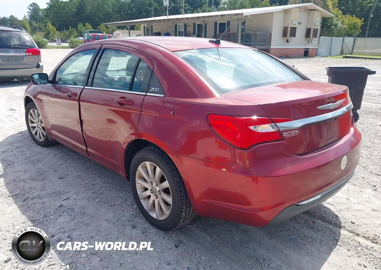 2013 Chrysler 200 Touring VIN:1C3CCBBB4DN584432 - 3