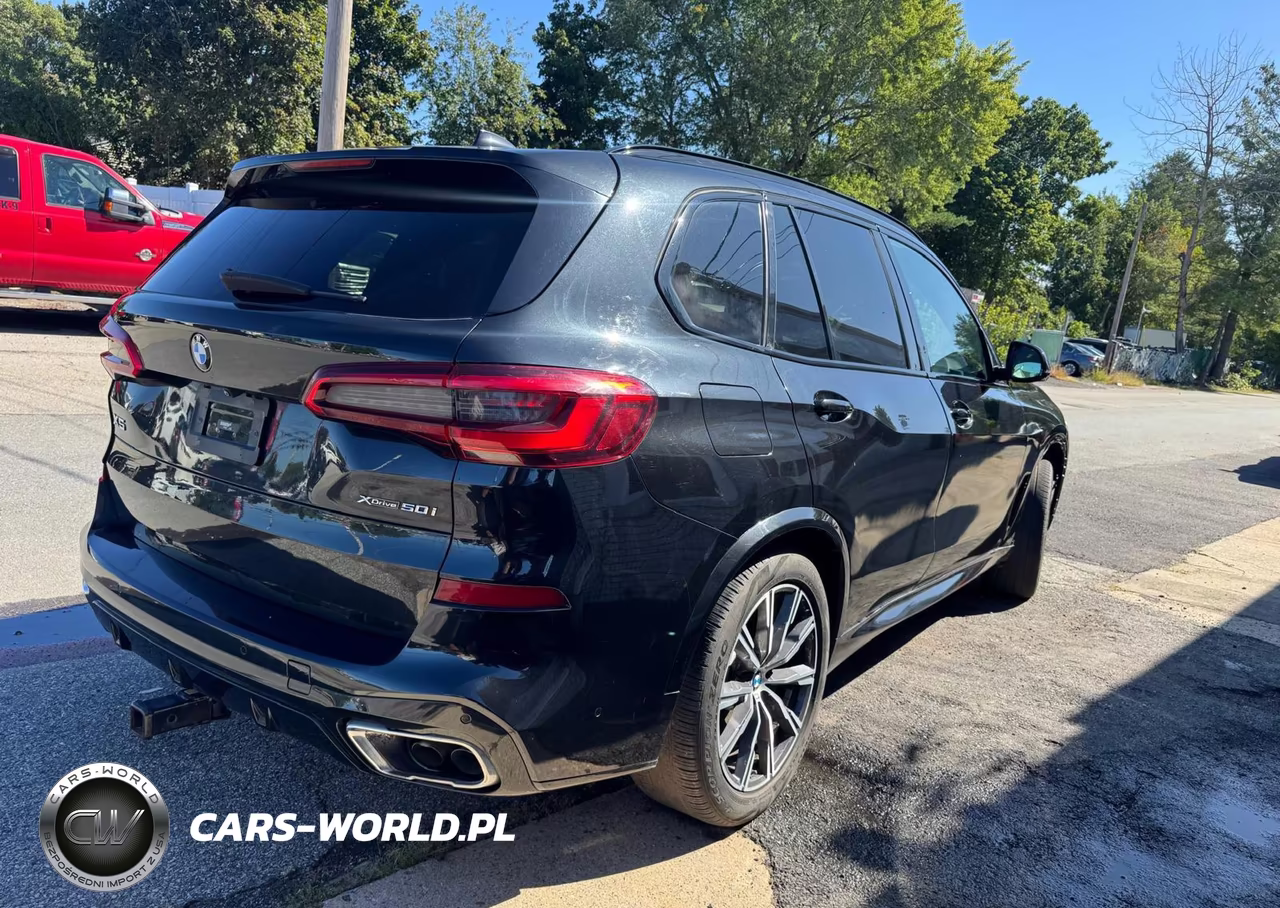 2019 BMW X5 xDrive50I VIN:5UXJU2C52KLB15262 - 4